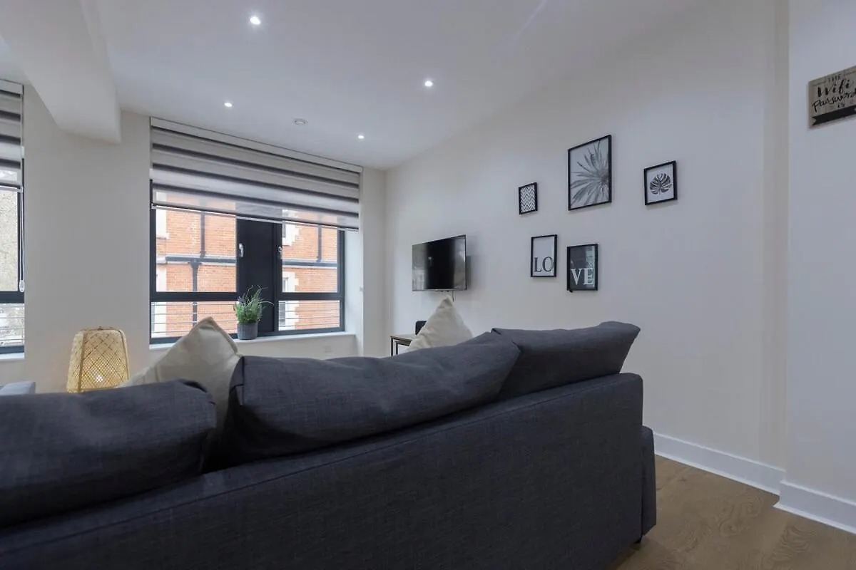 Apartment In Aldgate East 3 London