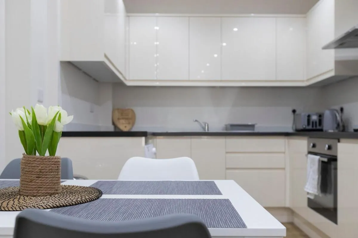 Apartment In Aldgate East 3 London